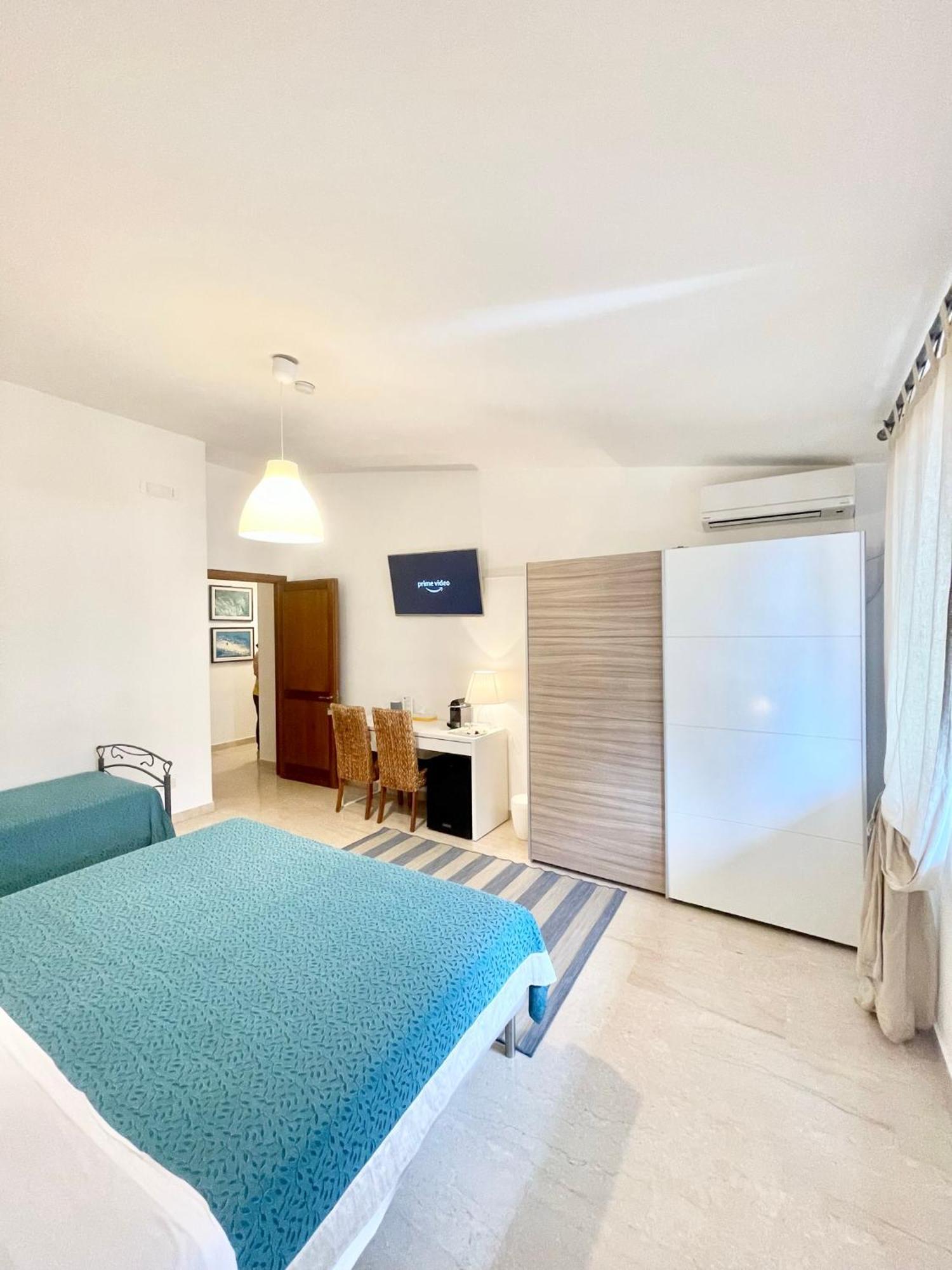 טאראנטו B&B Le Saline מראה חיצוני תמונה